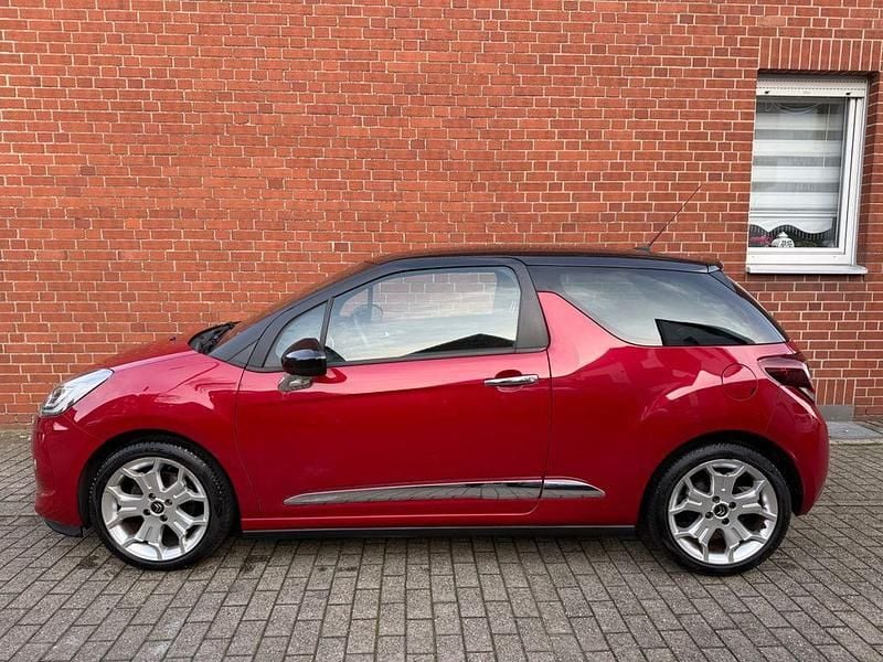 Schwarz Gebraucht 2015 Citroën DS3 So Chic Kleinwagen | 5.490 € (Fairer Preis) - Bild 1/4