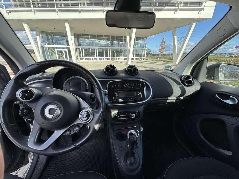 Gebraucht Smart ForTwo Coupé 75 PS (55 kW) 2018 Coupé
