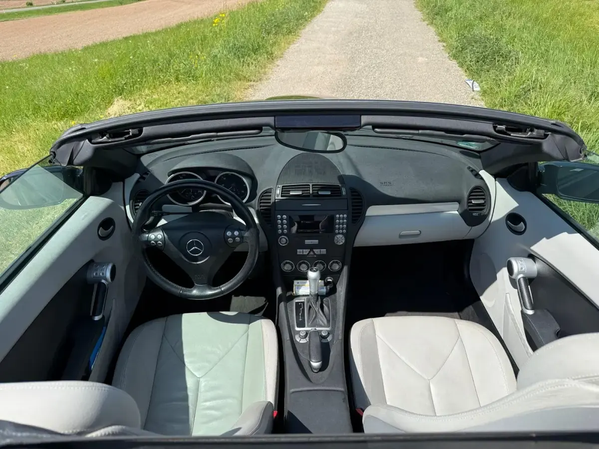 Gebraucht Mercedes SLK350 272 PS (200 kW) 2005 Schwarz Cabrio