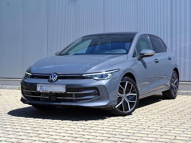 Neu VW Golf VIII 150 PS (110 kW) 2025 Delfingrau metallic Limousine