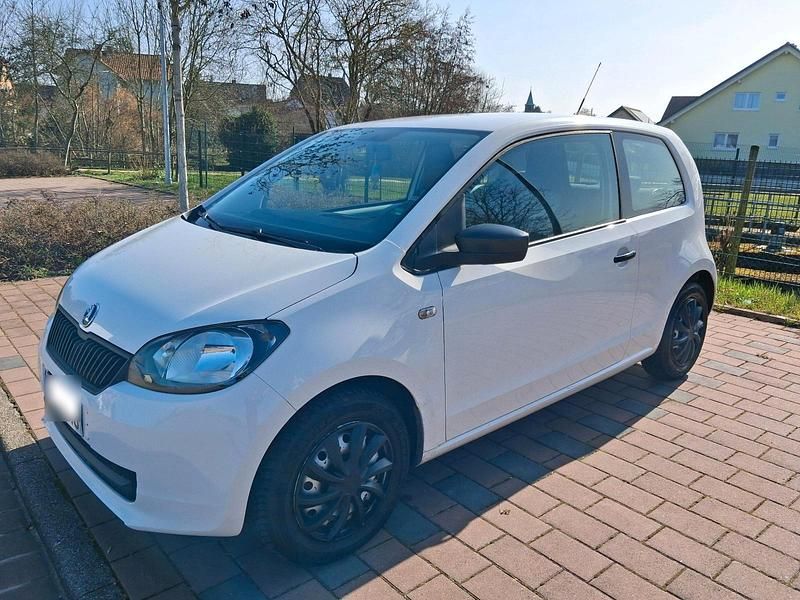 Gebraucht Skoda Citigo Active 60 PS (44 kW) 2012 Weiß Kleinwagen