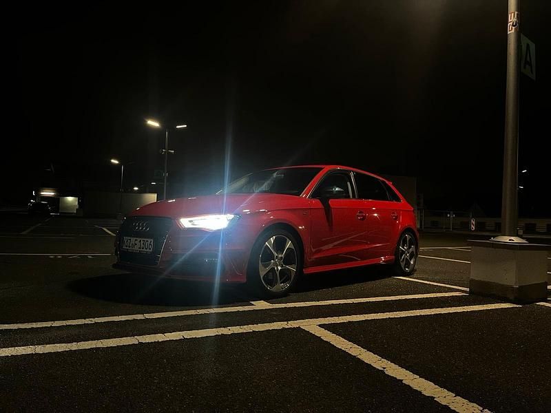 Rot Gebraucht 2015 Audi A3 Sportback Kleinwagen | 13.000 € (Etwas zu teuer) - Bild 1/4