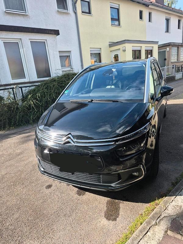 Schwarz Gebraucht 2018 Citroën C4 SpaceTourer Van / Kleinbus | 14.499 € (Teuer) - Bild 1/4