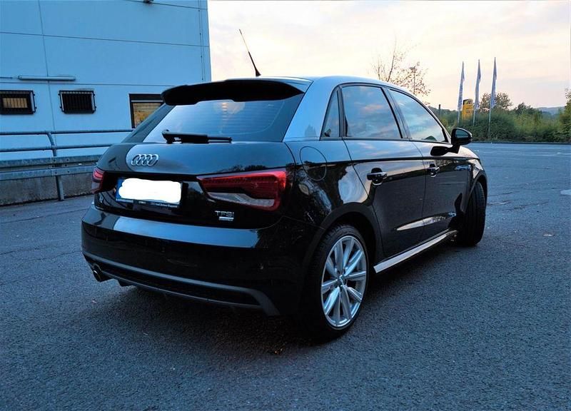 Gebraucht Audi A1 Sportback Design 95 PS (69 kW) 2017 Schwarz Kleinwagen