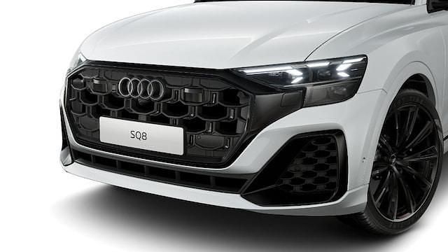 Second-hand Audi SQ8 Ambiente 507 CP (372 kW) 2025 Alb SUV