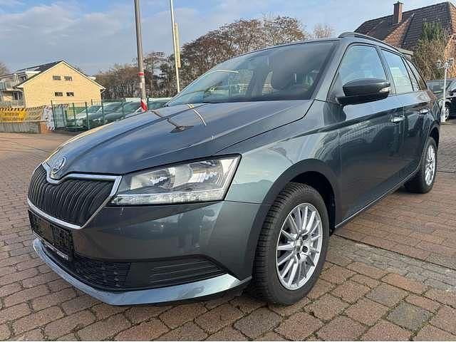 Quarzgrau metallic Gebraucht 2020 Skoda Fabia Cool Plus Kombi | 13.399 € (Fairer Preis) - Bild 1/4