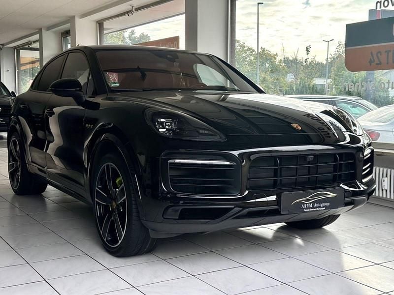 Gebraucht Porsche Cayenne Platinum Edition 462 PS (339 kW) 2023 Schwarz SUV