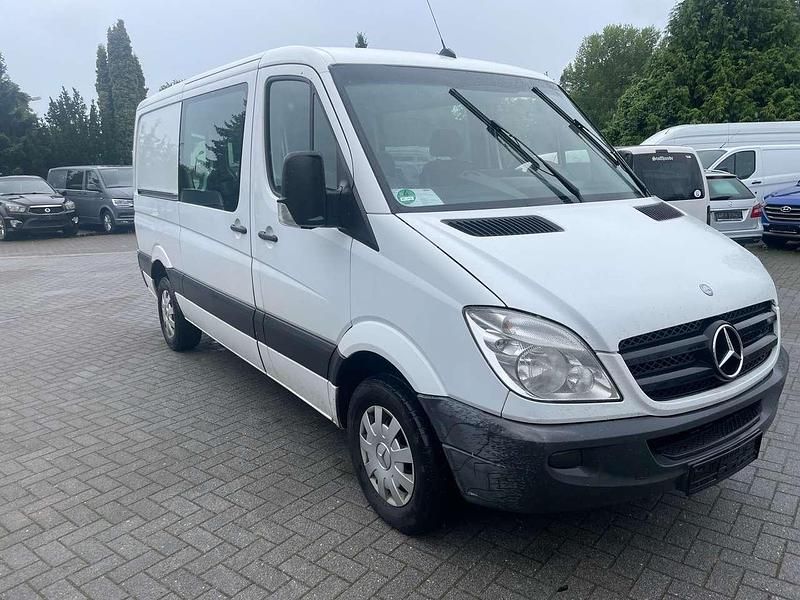 Gebraucht Mercedes Sprinter 129 PS (94 kW) 2011 Weiß Van