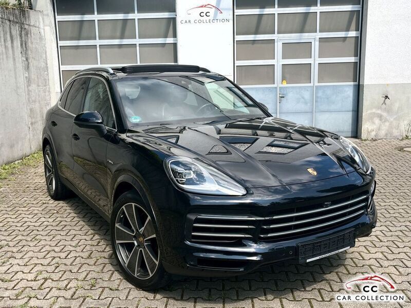Schwarz Gebraucht 2021 Porsche Cayenne SUV | 71.888 € (Guter Preis) - Bild 1/4
