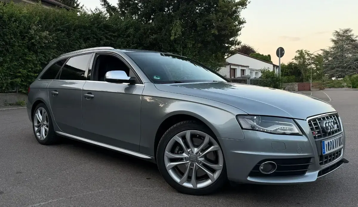 Gebraucht Audi S4 Sport 333 PS (244 kW) 2011 Grau Kombi