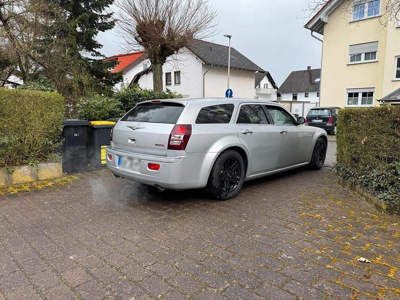 Gebraucht Chrysler 300C 218 PS (160 kW) 2005 Silber Kombi
