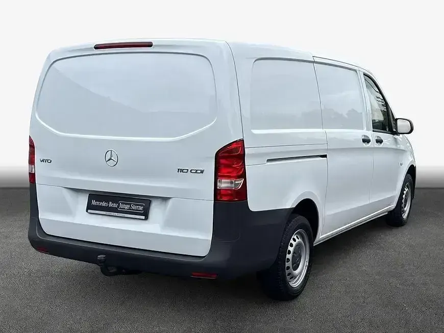Gebraucht Mercedes Vito 102 PS (75 kW) 2022 Weiß Van