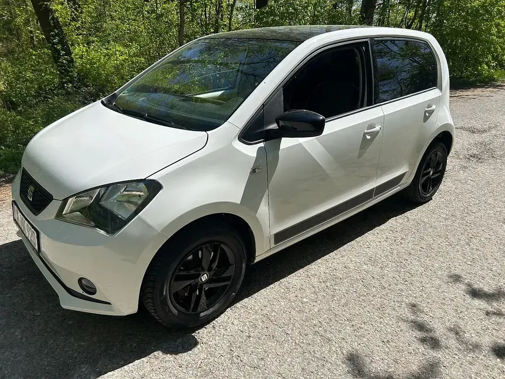 Używany Seat Mii 60 KM (44 kW) 2017 Biały Hatchback