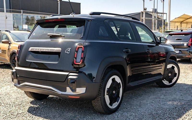 Nuova Renault 4 E-Tech Evolution 89 kW (122 CV) 2026 Nero SUV