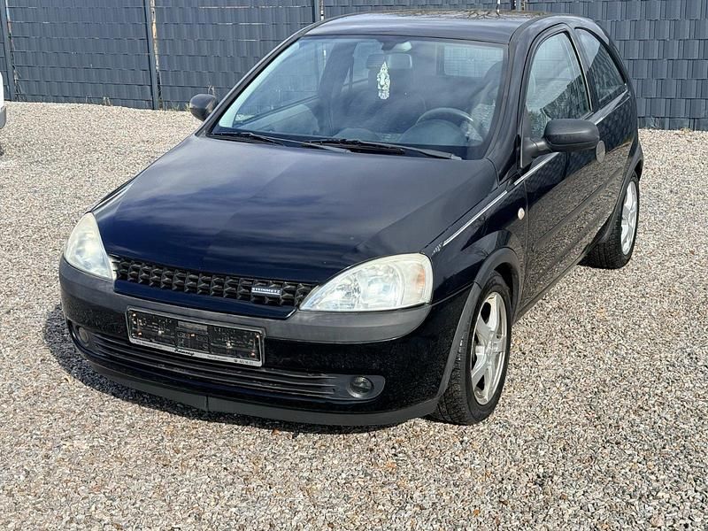 Gebraucht Opel Corsa Edition 60 PS (44 kW) 2001 Silber Kleinwagen