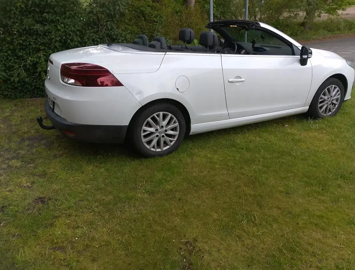 Gebraucht Renault Mégane Cabriolet 130 PS (95 kW) 2014 Weiß Cabrio