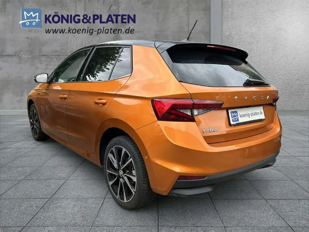 Gebraucht Skoda Fabia First Edition 110 PS (80 kW) 2021 Phoenixorange Kleinwagen