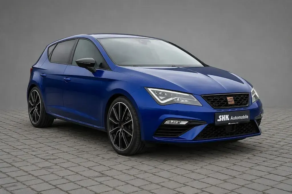 Używany Cupra Leon 290 KM (213 kW) 2019 Niebieski Sedan/Limuzyna