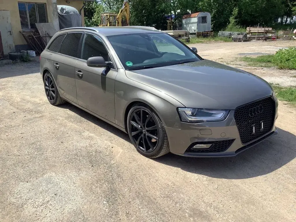 Gebraucht Audi A4 Ambition 177 PS (130 kW) 2014 Braun Kombi