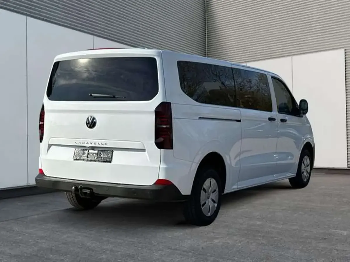 Neu VW Caravelle 150 PS (110 kW) 2025 Clear white Van