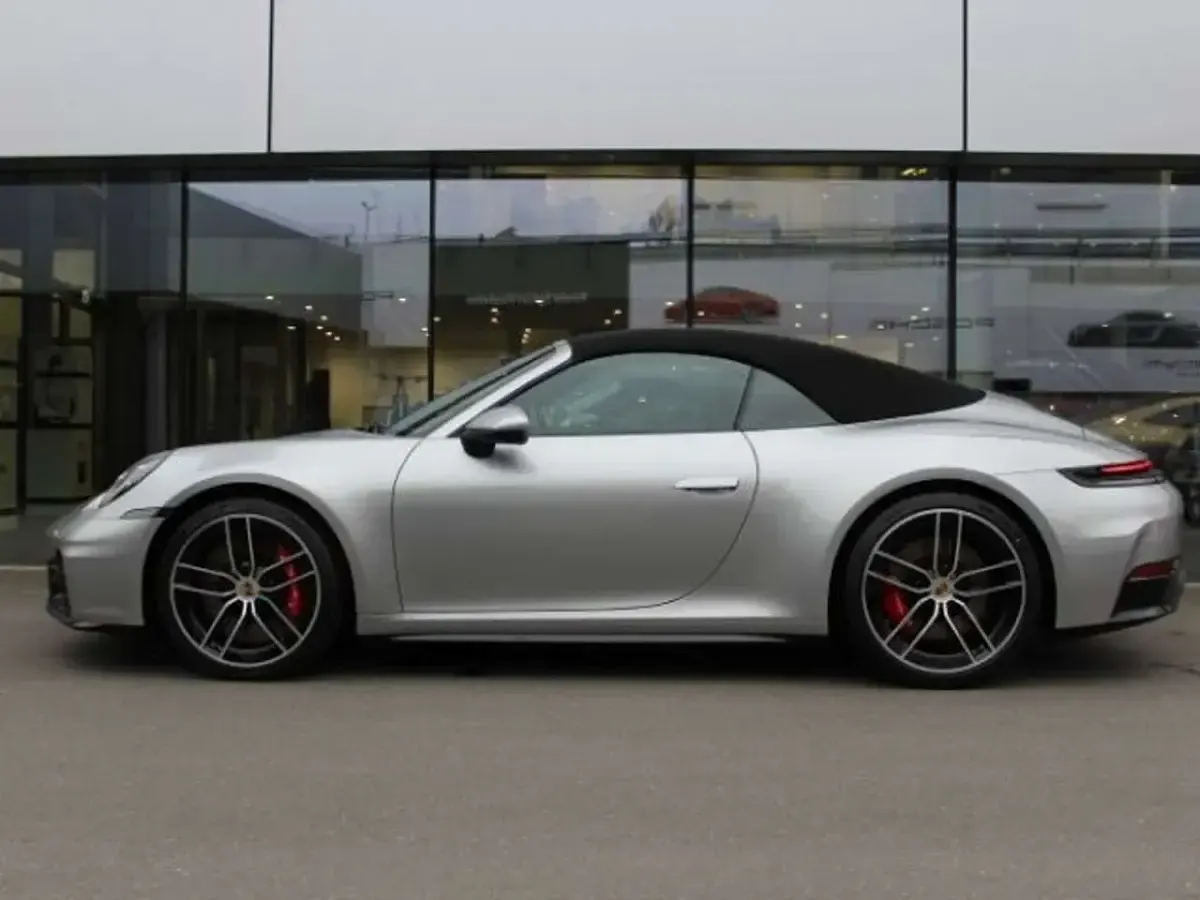 Gebraucht Porsche 911 Carrera S Cabriolet 480 PS (353 kW) 2025 Gtsilbermetallic Cabrio