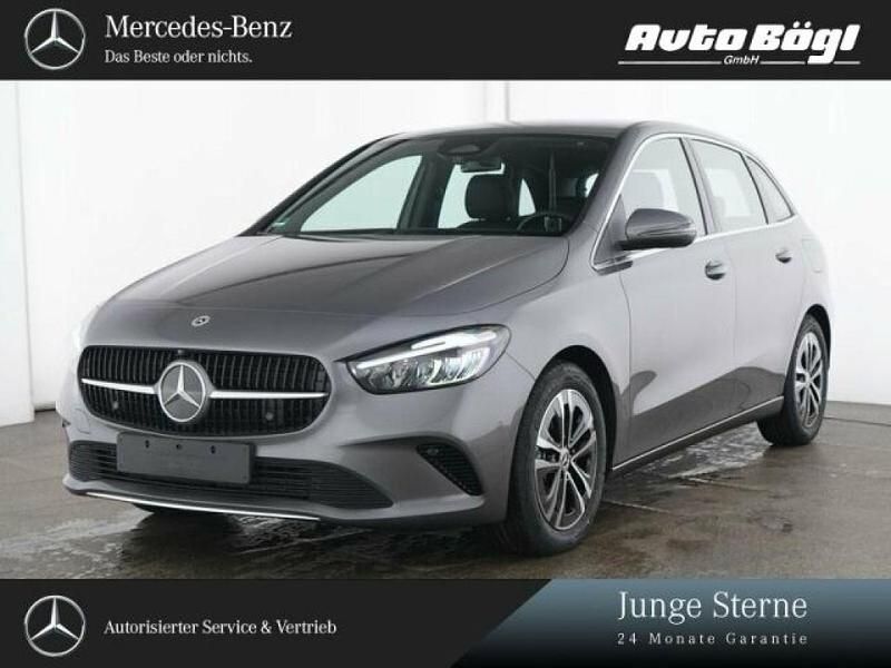 Gebraucht Mercedes 220 190 PS (139 kW) 2024 Lack mountaingrau (metallic) Limousine