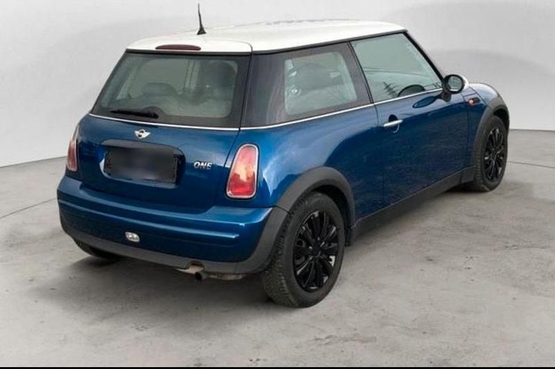 Usata Mini Cooper 90 CV (66 kW) 2002 Blu Utilitaria