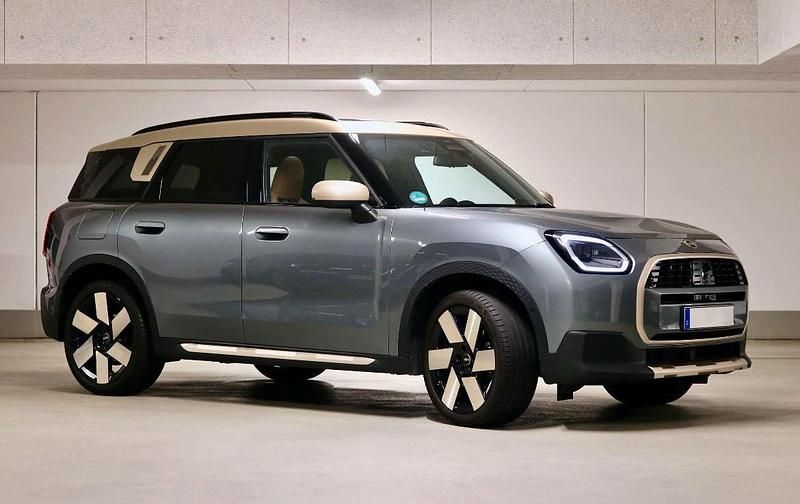 Grün Gebraucht 2023 Mini Cooper Countryman SUV | 34.500 € - Bild 1/4