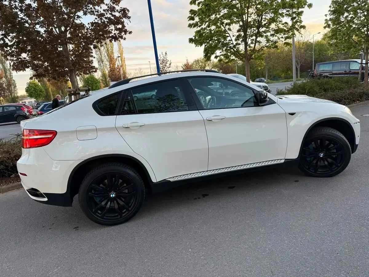 Gebraucht BMW X6 M50 M Sport 450 PS (330 kW) 2012 Weiß SUV