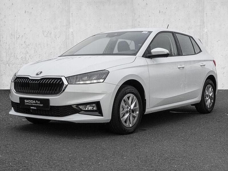 Neu Skoda Fabia Selection 95 PS (69 kW) 2025 Weiss Kleinwagen