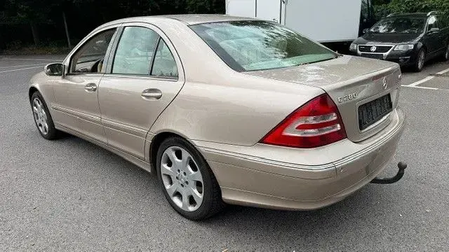 Gebraucht Mercedes C280 231 PS (169 kW) 2005 Beige Limousine