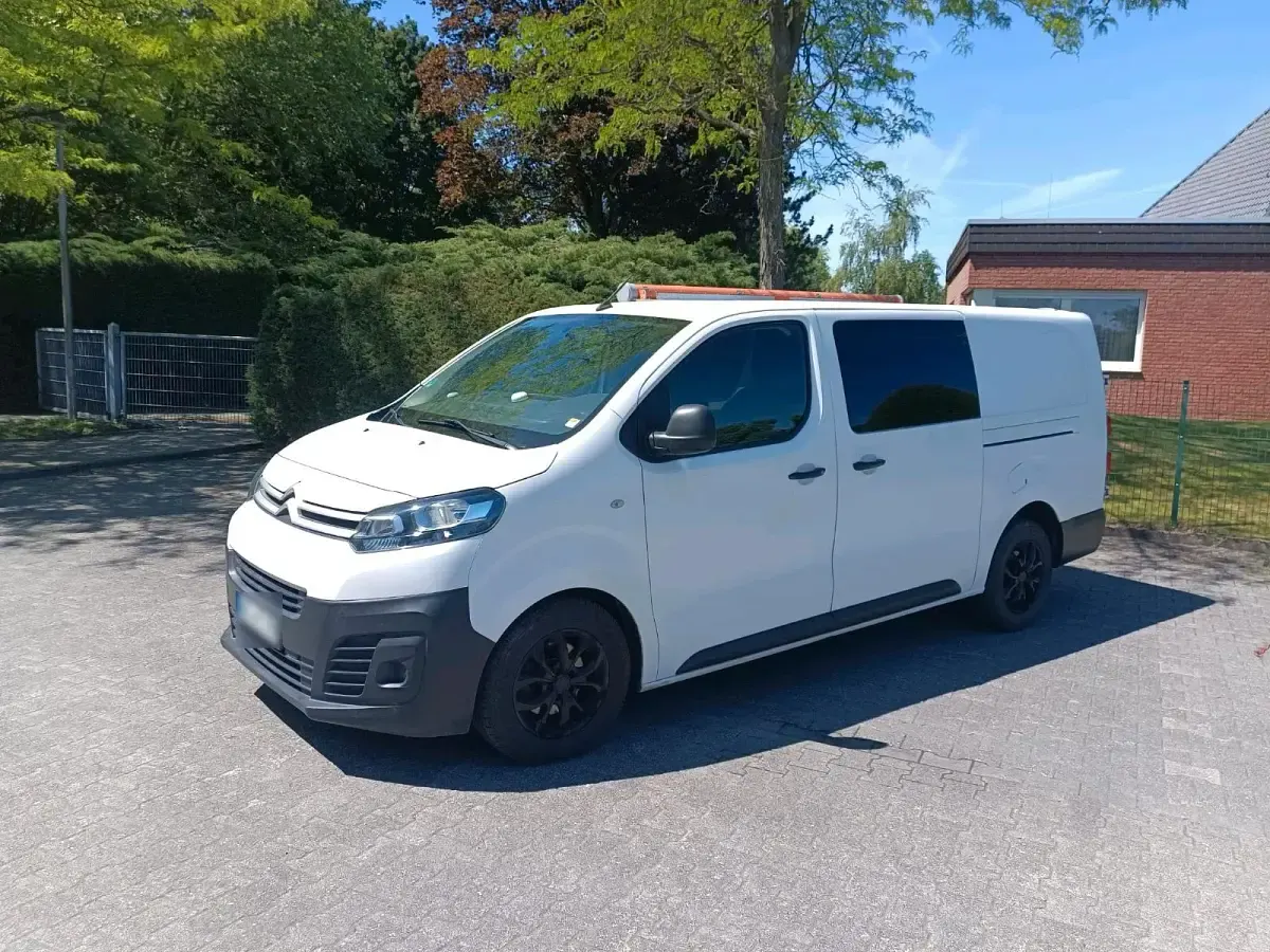 Gebraucht Citroën Jumpy 123 PS (90 kW) 2019 Weiß Van / Kleinbus