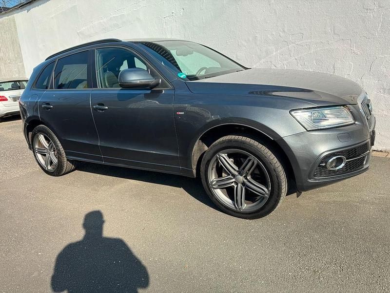 Gebraucht Audi Q5 S-Line 177 PS (130 kW) 2014 Grau SUV