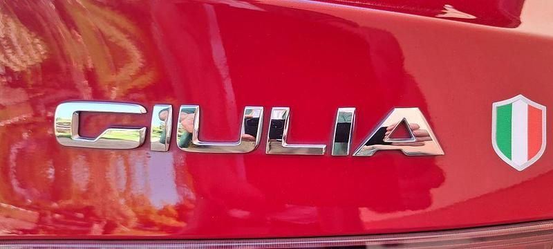 Gebraucht Alfa Romeo Giulia 179 PS (131 kW) 2018 Rot Limousine