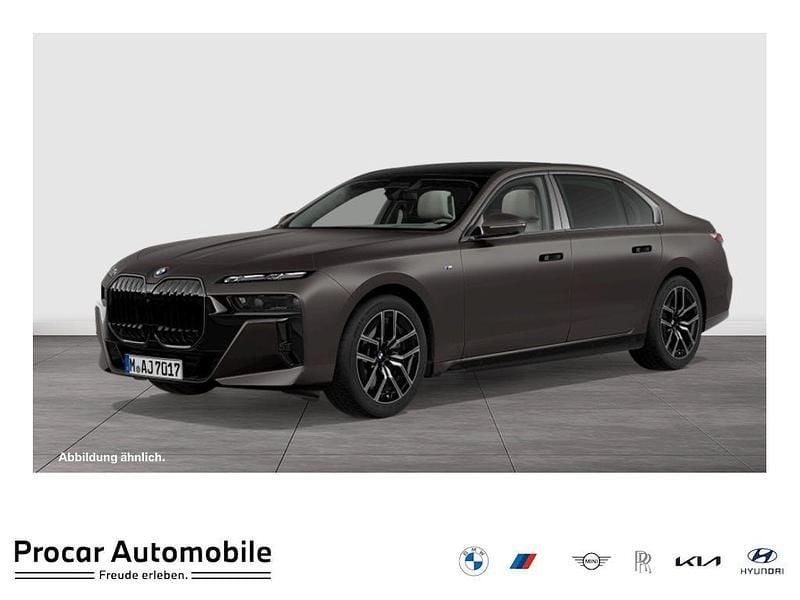 Gebraucht BMW 740 M Sport 299 PS (219 kW) 2025 Limousine