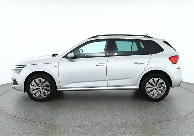 Gebraucht Skoda Kamiq Ambition 115 PS (84 kW) 2022 Brilliant silber met. SUV