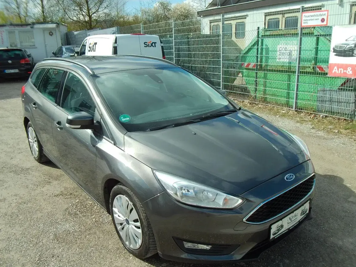 Gebraucht Ford Focus 125 PS (91 kW) 2015 Grau Kombi