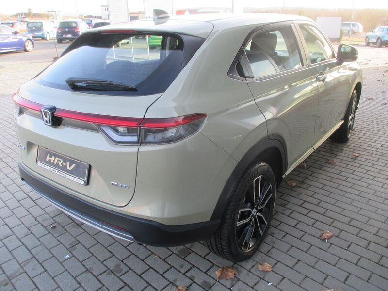 Gebraucht Honda HR-V Elegance 107 PS (78 kW) 2024 Sand khaki p. SUV