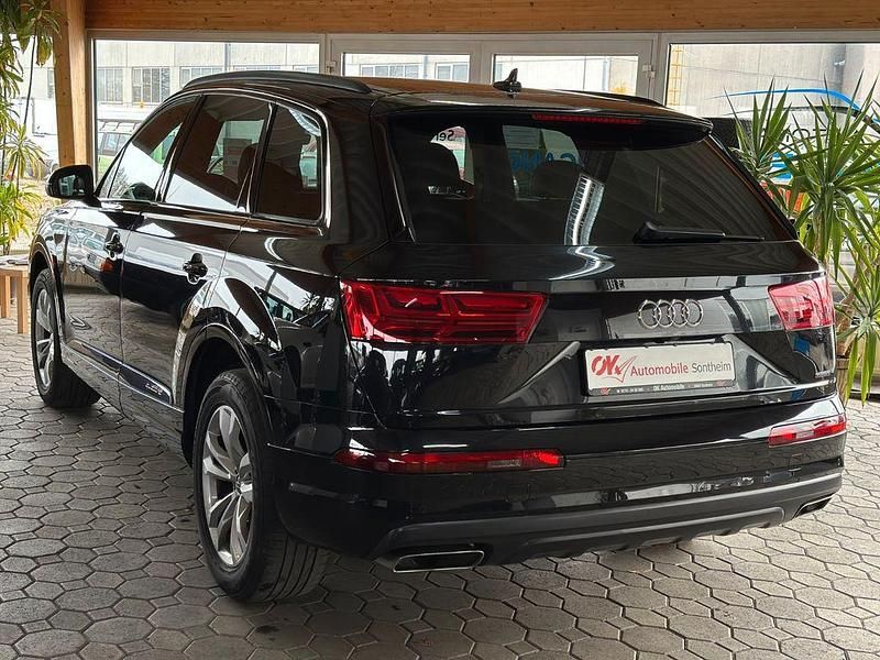 Gebraucht Audi Q7 272 PS (200 kW) 2017 Orcaschwarz/deep black SUV