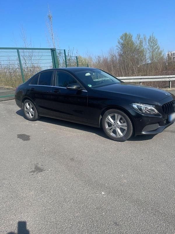 Gebraucht Mercedes C220 Edition 163 PS (119 kW) 2016 Schwarz Limousine