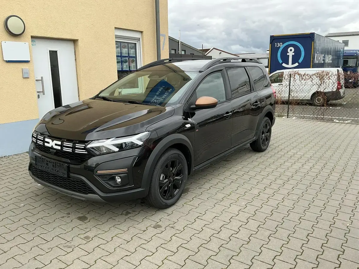 Neu Dacia Jogger Extreme 122 PS (89 kW) 2026 Van / Kleinbus