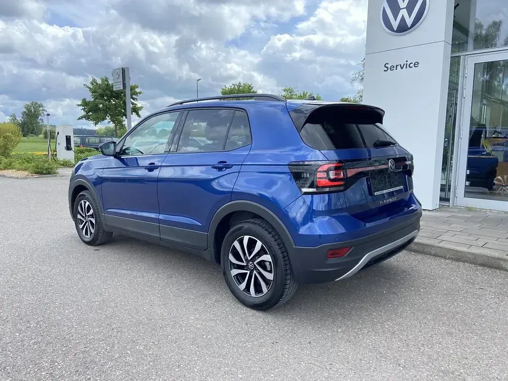 Gebraucht VW T-Cross Life 110 PS (80 kW) 2022 Blau SUV