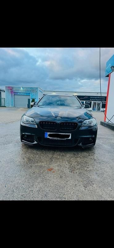 Gebraucht BMW 520 M Sport 190 PS (139 kW) 2013 Schwarz Kombi