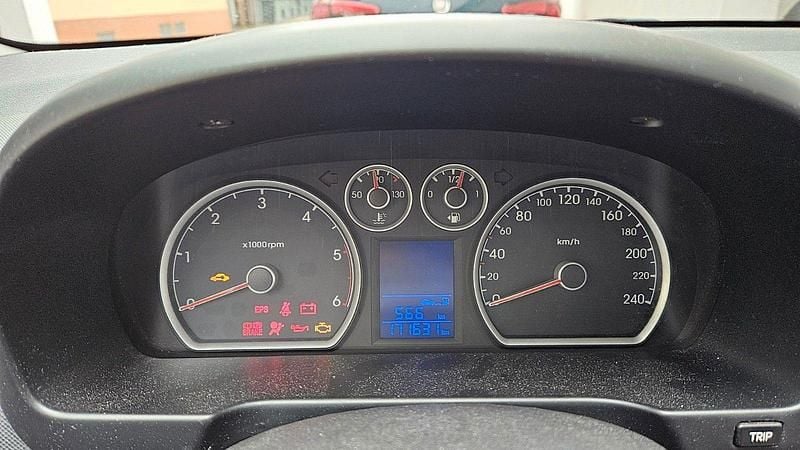 Schwarz Gebraucht 2010 Hyundai i30 Classic Limousine | 1.950 € (Superpreis) - Bild 1/4