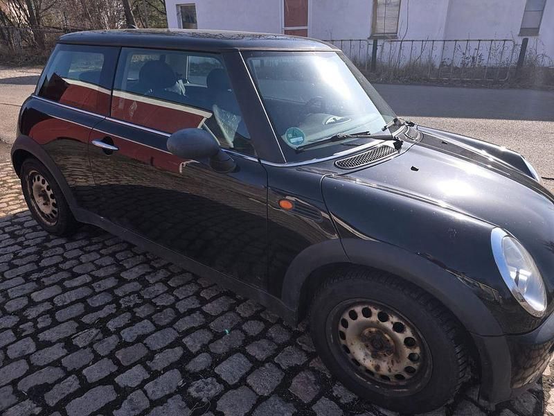 Gebraucht Mini ONE 90 PS (66 kW) 2005 Schwarz Kleinwagen