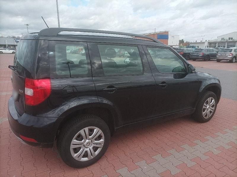 Gebraucht Skoda Yeti 110 PS (80 kW) 2017 Schwarz SUV