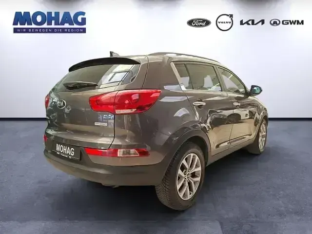 Gebraucht Kia Sportage Attract 135 PS (99 kW) 2014 Silber SUV