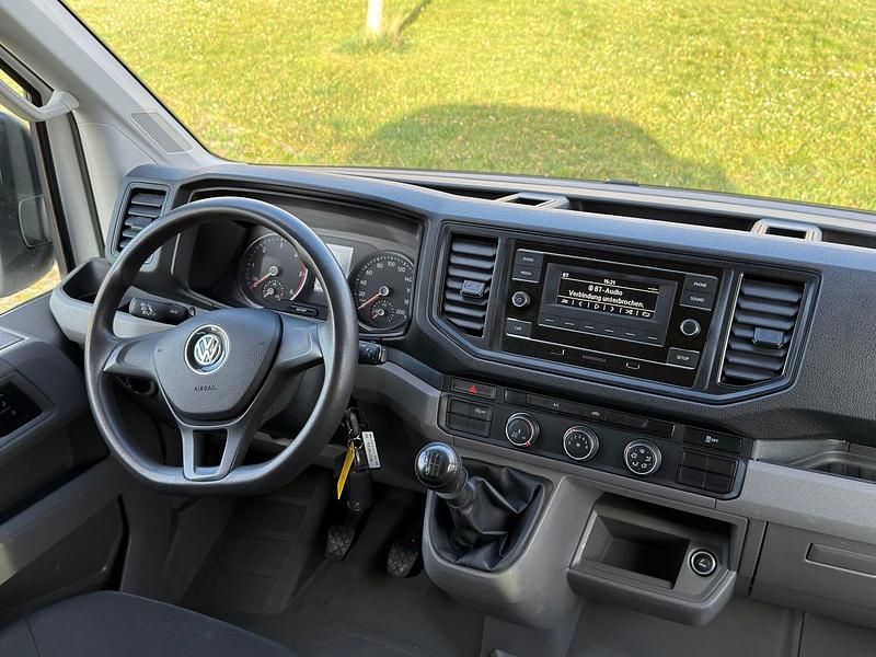 Second-hand VW Crafter 140 CP (102 kW) 2021 Alb Van