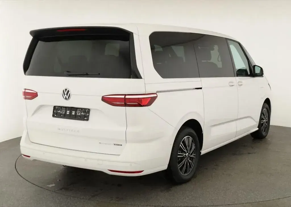Neu VW Multivan Business 245 PS (180 kW) 2026 Candy weiß Van / Kleinbus
