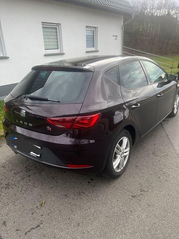Gebraucht Seat Leon FR 150 PS (110 kW) 2018 Violet Limousine
